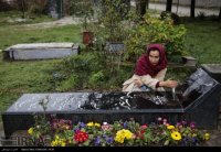 قصه دختر گل فروش چالوسی که در تهران زبانزد شده است+تصاویر
