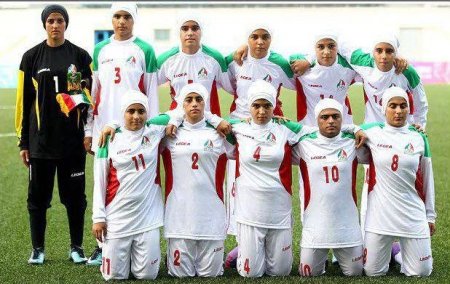 پاسخ به شایعه حضور ۴ مرد در تیم ملی فوتبال بانوان ایران